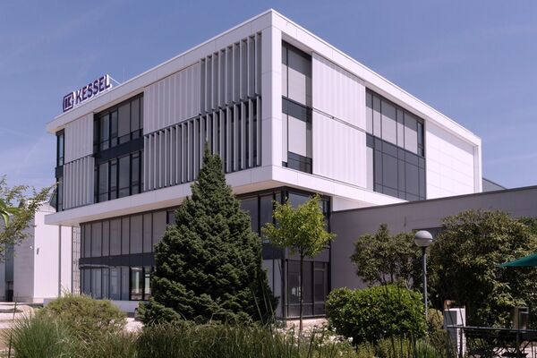 Kessel Firmengebäude