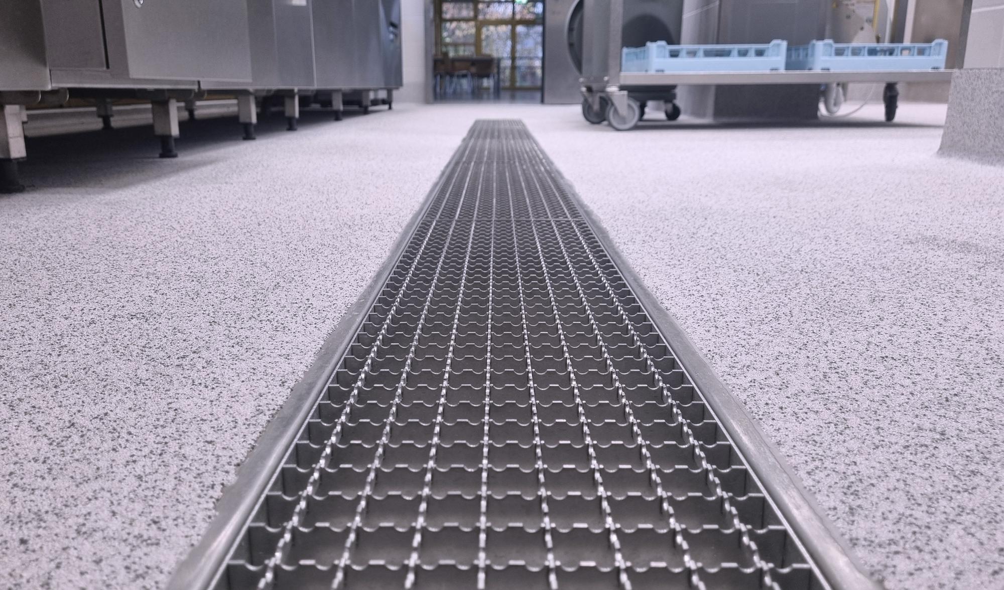 Entwässerungslösungen in Standard-Edelstahl