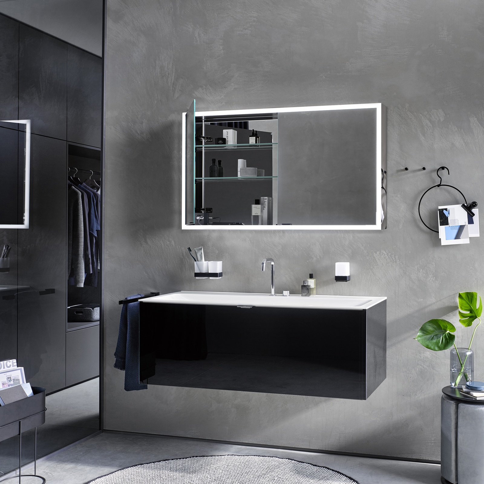 Der neue Lichtspiegelschrank PRIME Slim