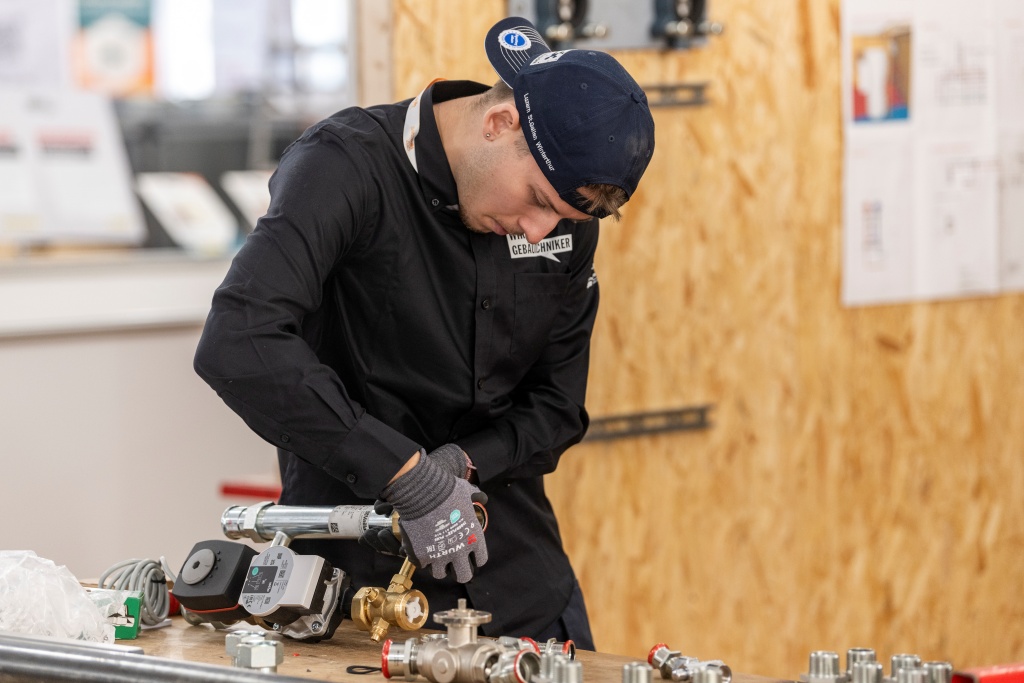 Timo Bruggmann, Heizungsinstallateur