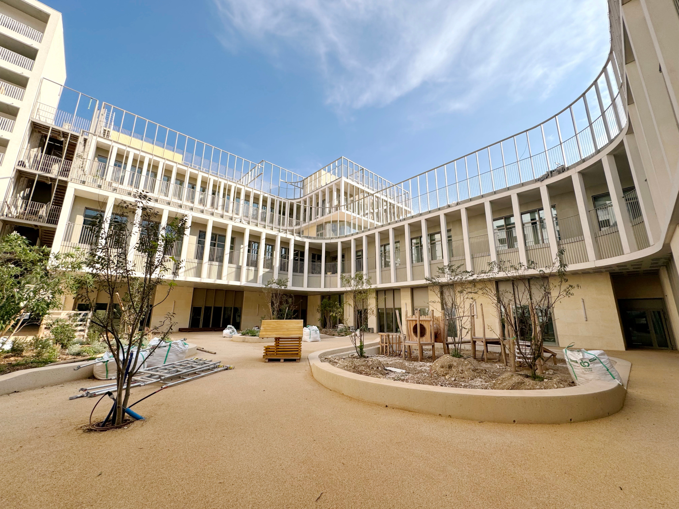 Schulkomplex Les Fabriques/Marseille